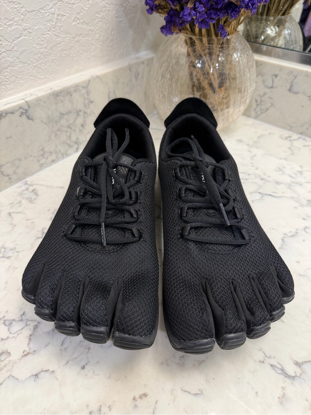 Peluva Strand Sport Mesh Barefoot Toe Shoes Black Men’s Size 11.5 EU 45.5